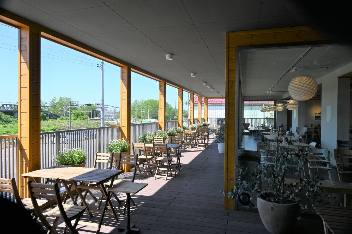 ナチュラルレストランかたやまのテラス席